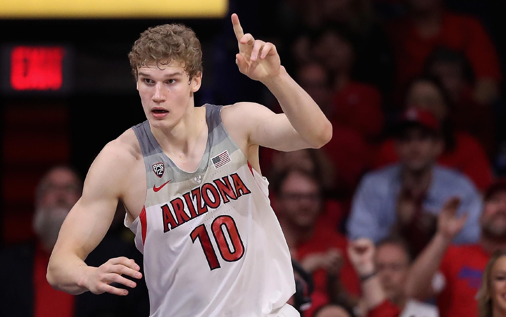 爱游戏-夏洛特黄蜂内部会议纪要流出：今晨主帅复盘；NBA常规赛使命明确；球队文化再被提及的简单介绍